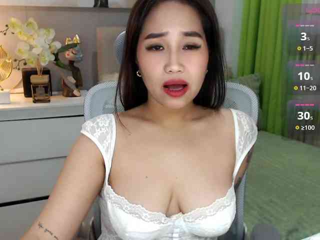 SamanthaSaintz webcam