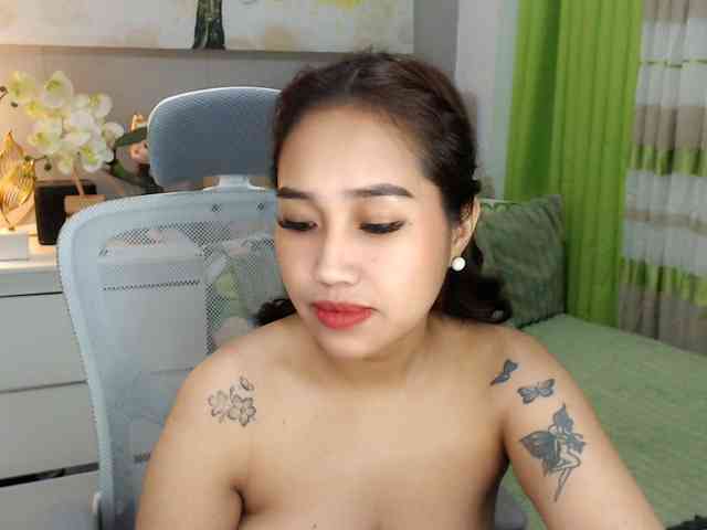 SamanthaSaintz webcam