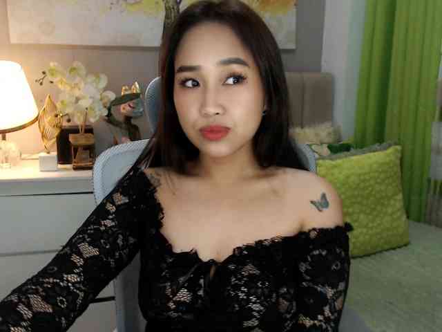 SamanthaSaintz webcam