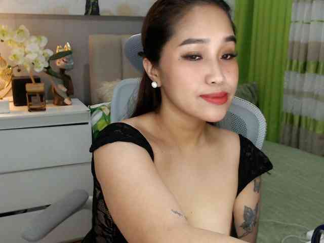 SamanthaSaintz webcam