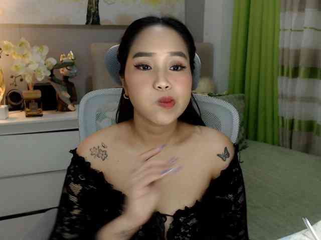 SamanthaSaintz webcam