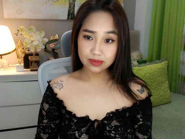 SamanthaSaintz webcam