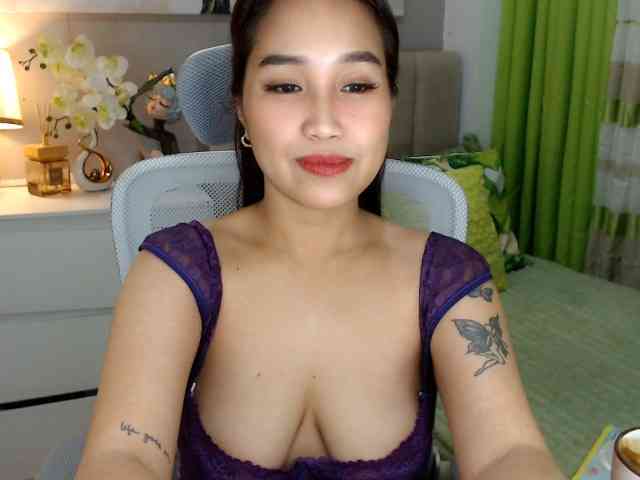SamanthaSaintz webcam