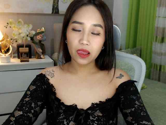 SamanthaSaintz webcam
