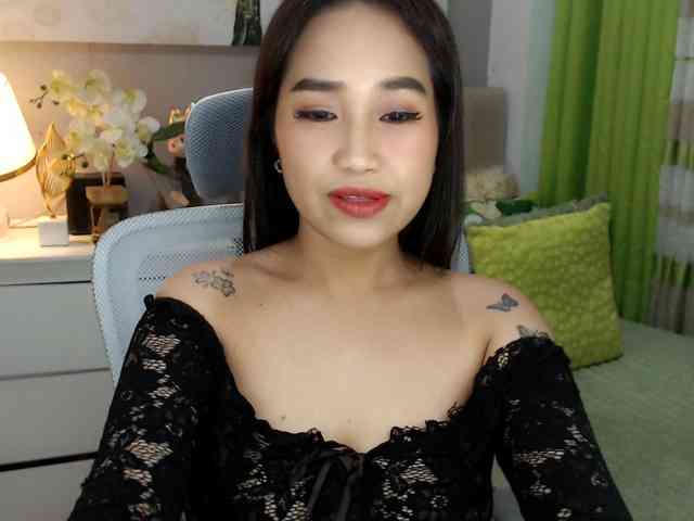 SamanthaSaintz webcam
