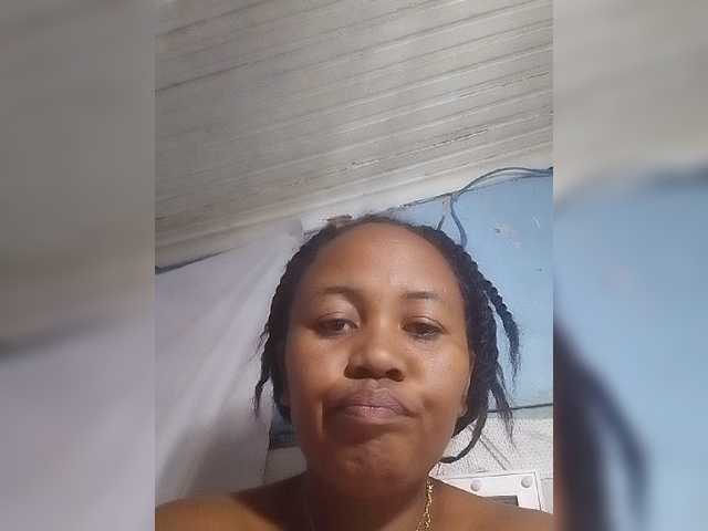 RaJeanne live cam on BongaCams