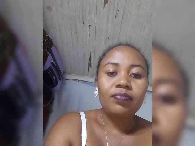 RaJeanne webcam