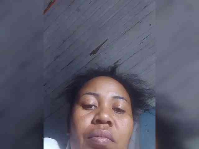 RaJeanne webcam