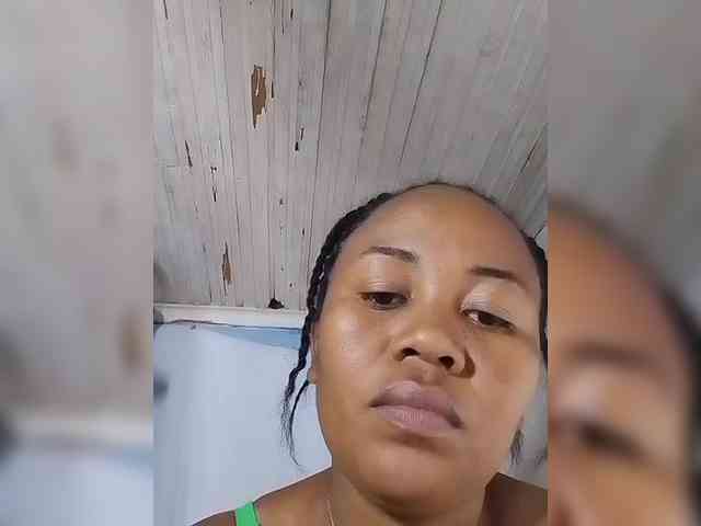 RaJeanne webcam