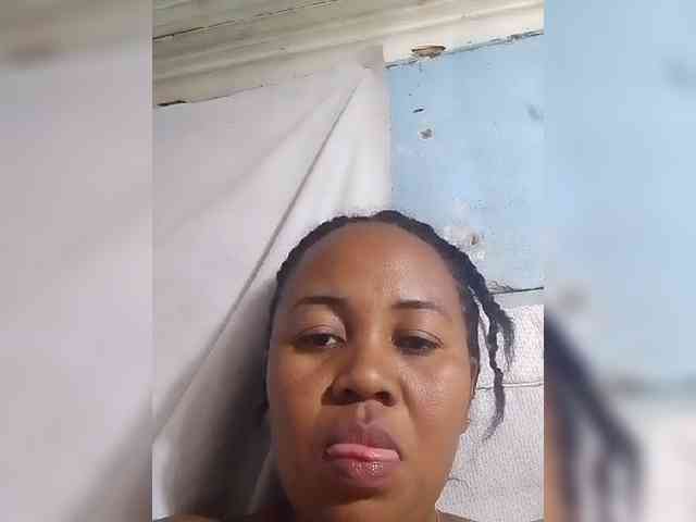 RaJeanne webcam