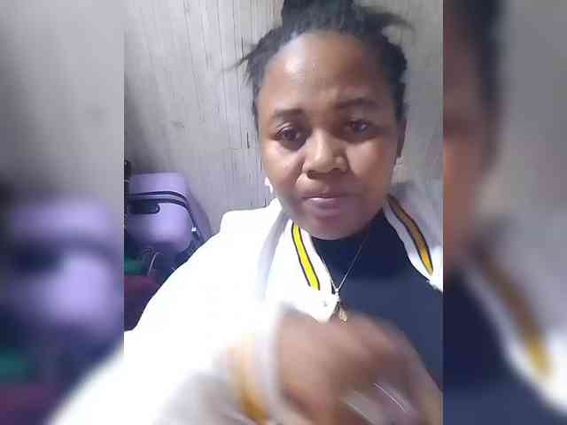 RaJeanne webcam