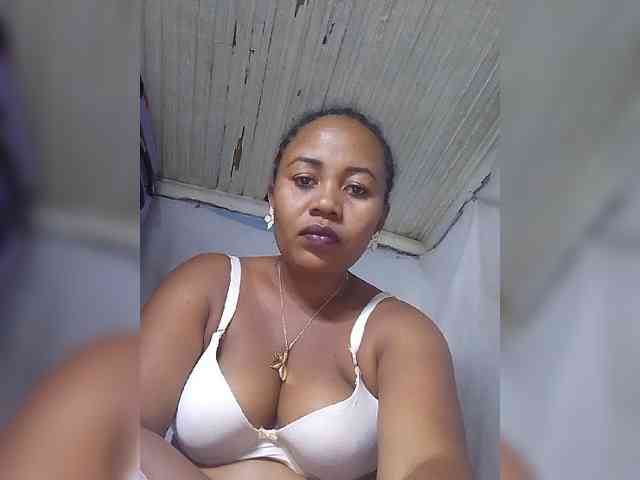 RaJeanne webcam