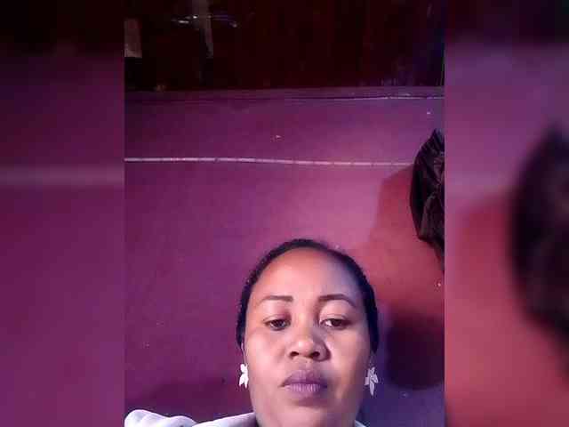 RaJeanne webcam