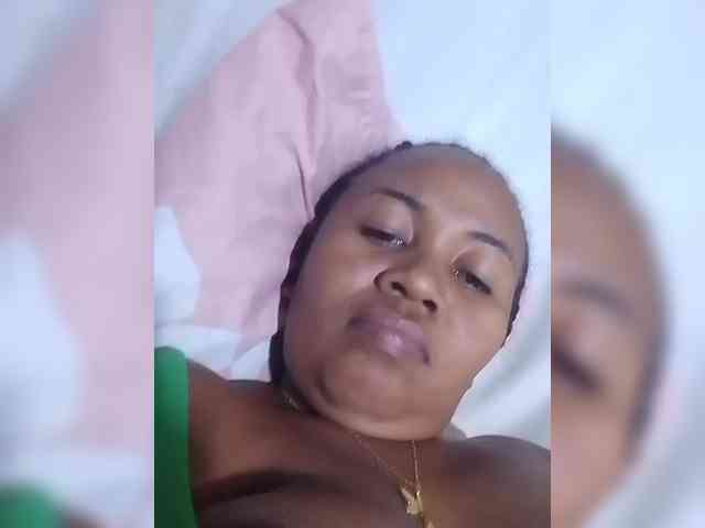 RaJeanne webcam