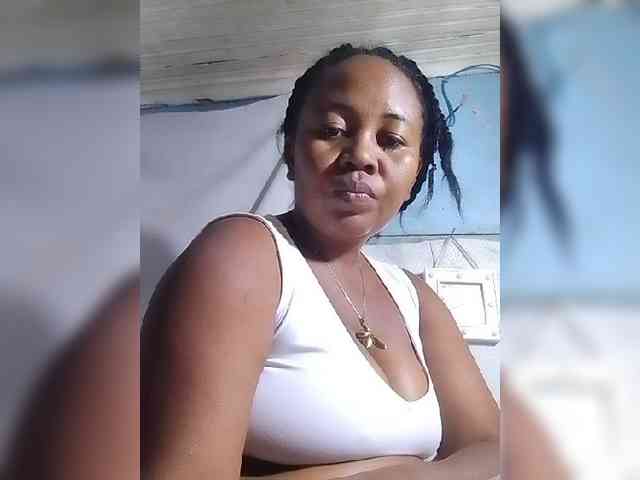RaJeanne webcam