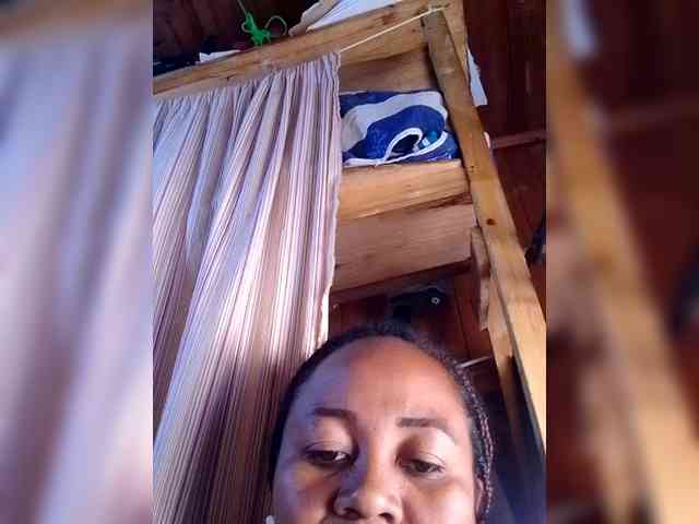 RaJeanne webcam