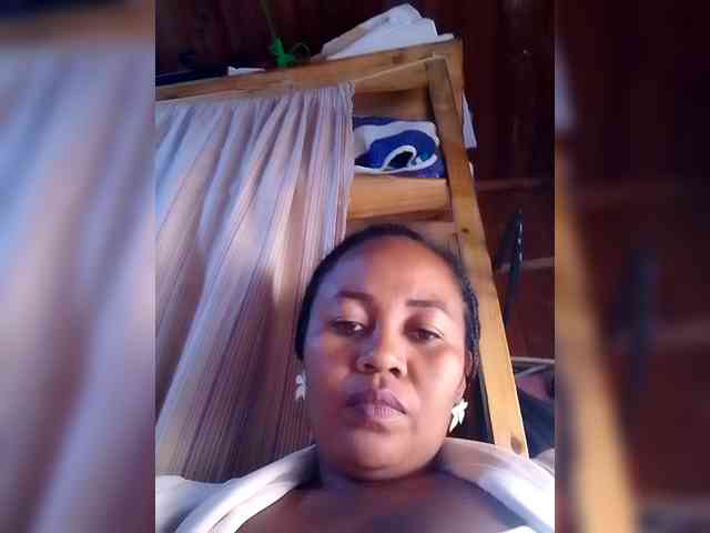 RaJeanne webcam