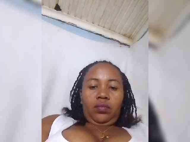RaJeanne webcam