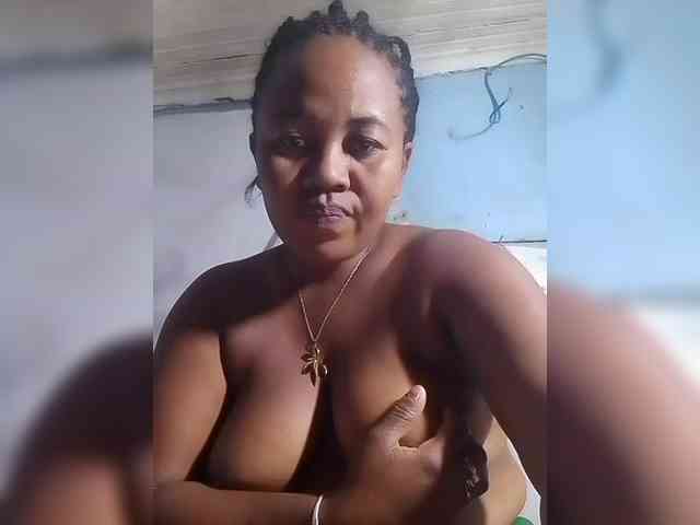 RaJeanne webcam