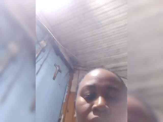 RaJeanne webcam
