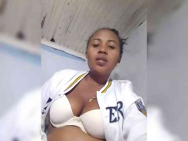 RaJeanne webcam