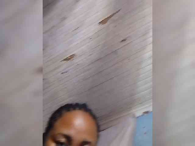 RaJeanne webcam