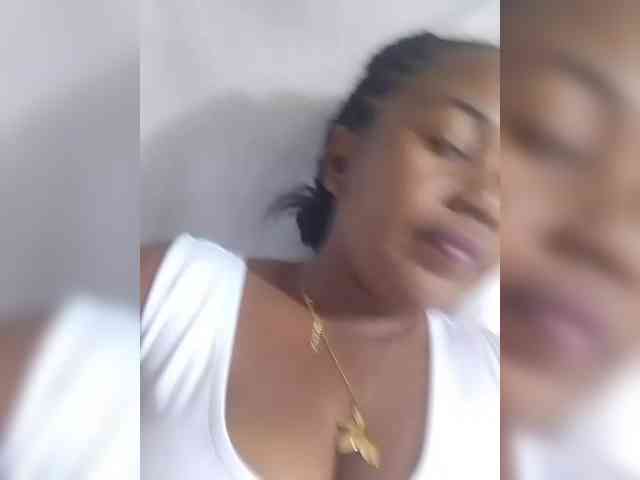 RaJeanne webcam