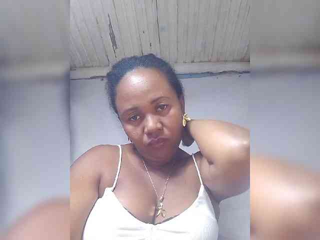 RaJeanne webcam