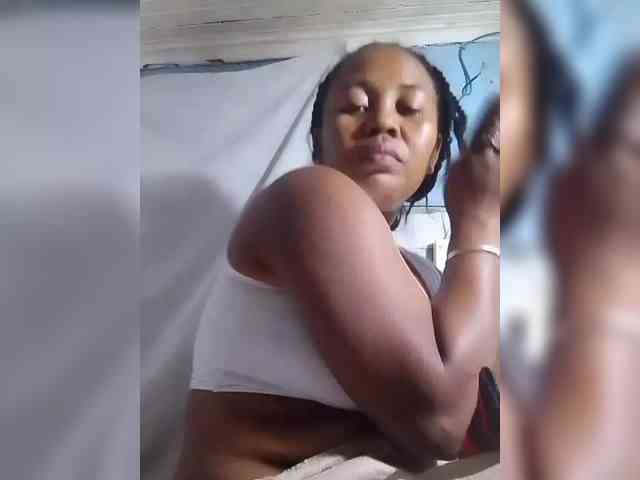 RaJeanne webcam