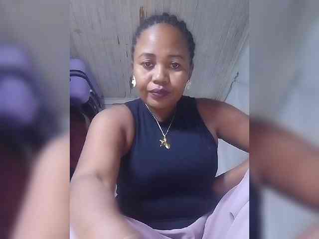 RaJeanne webcam