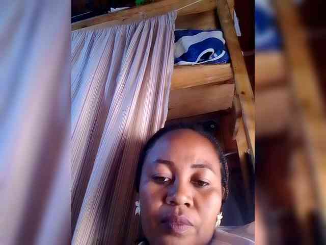 RaJeanne