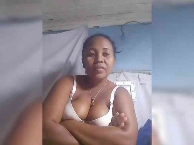 RaJeanne webcam