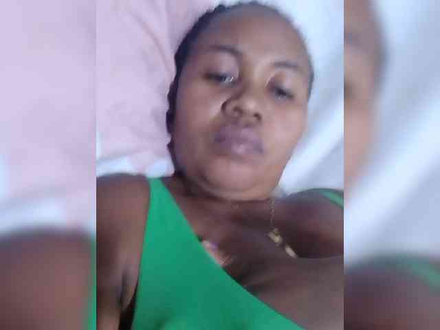 RaJeanne webcam