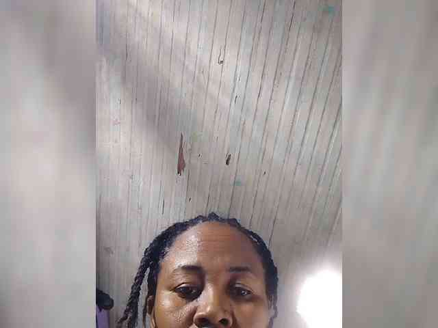 RaJeanne webcam