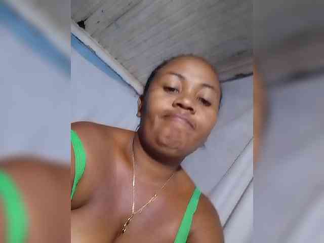 RaJeanne webcam