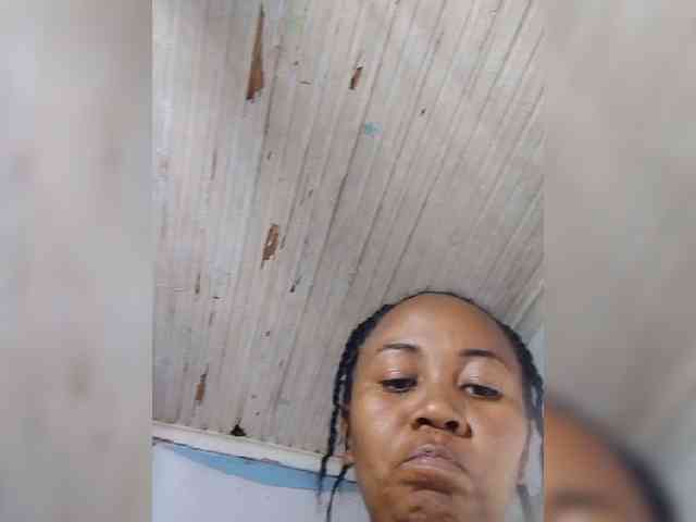 RaJeanne webcam