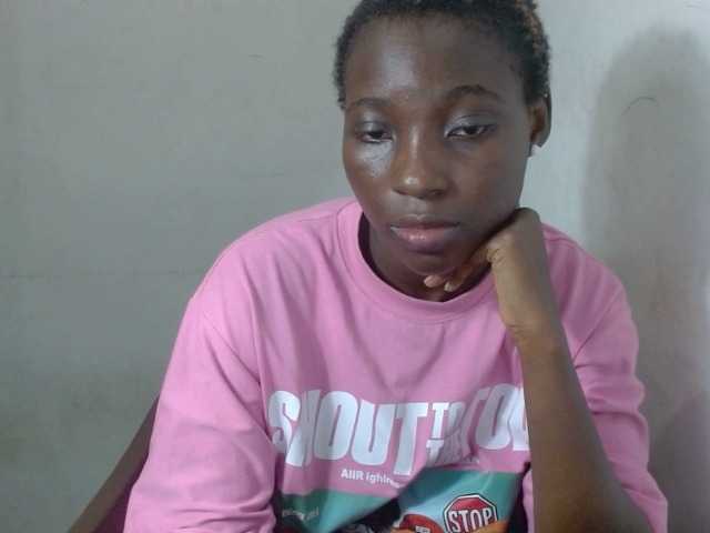 Sexyjuice, 20 y/o - Live Cam on BongaCams