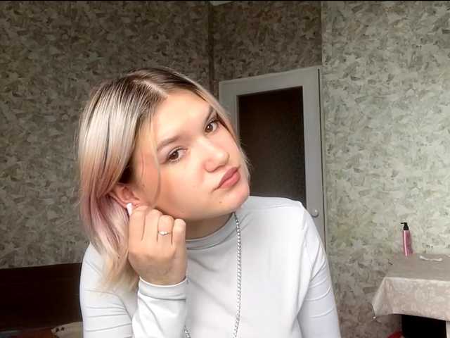 SaritaTobon live cam on BongaCams