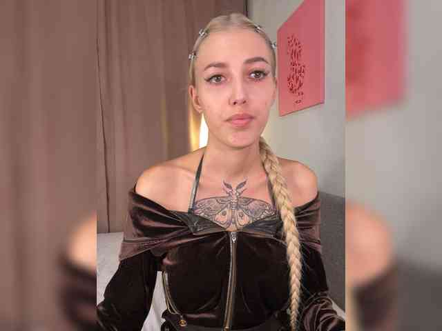 Sonia-Jones Live Webcam on BongaCams