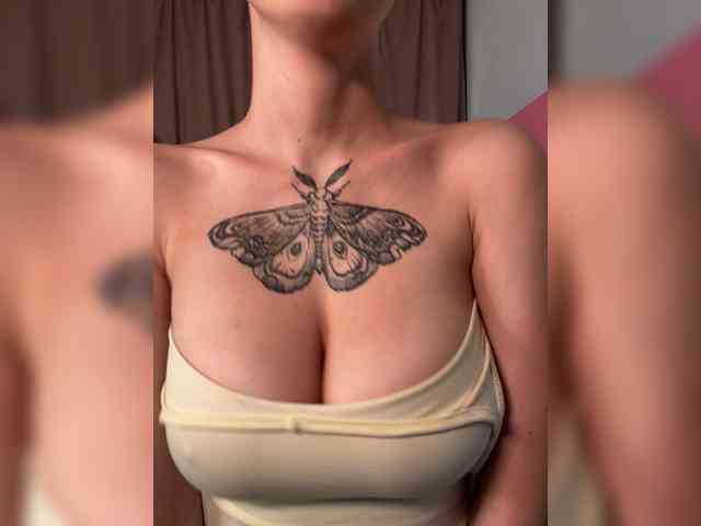 Sonia-Jones webcam
