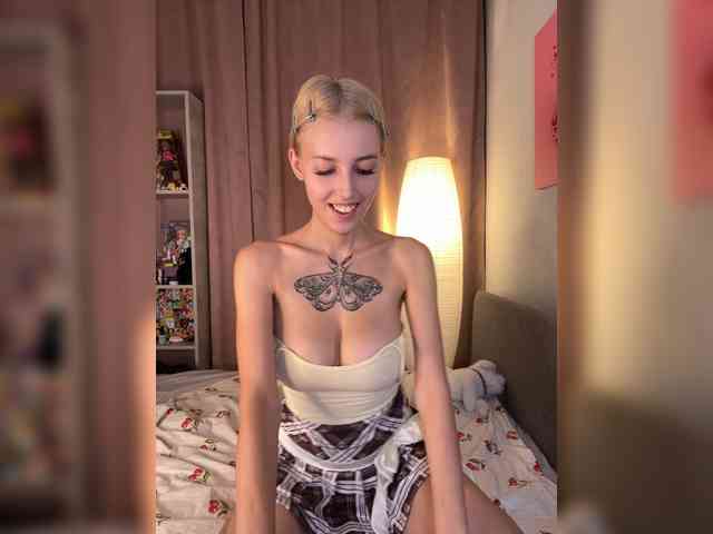 Sonia-Jones webcam