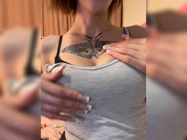 Sonia-Jones Sex Cam Show