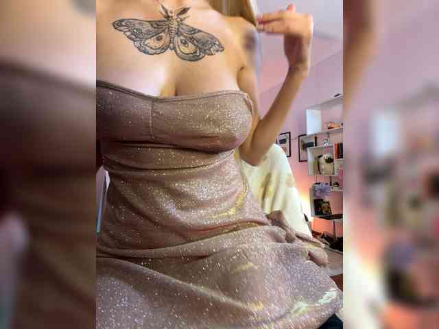 Sonia-Jones webcam