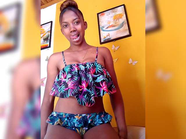 Sahsahsexy live webcam show