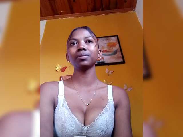 Sahsahsexy live webcam show