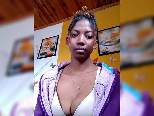 Sahsahsexy live webcam show