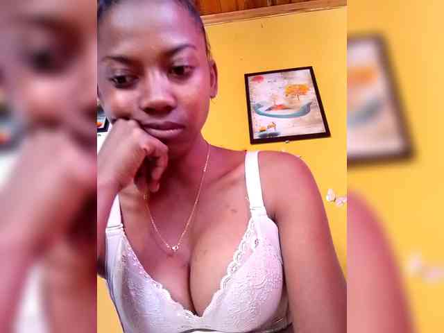 Sahsahsexy webcam