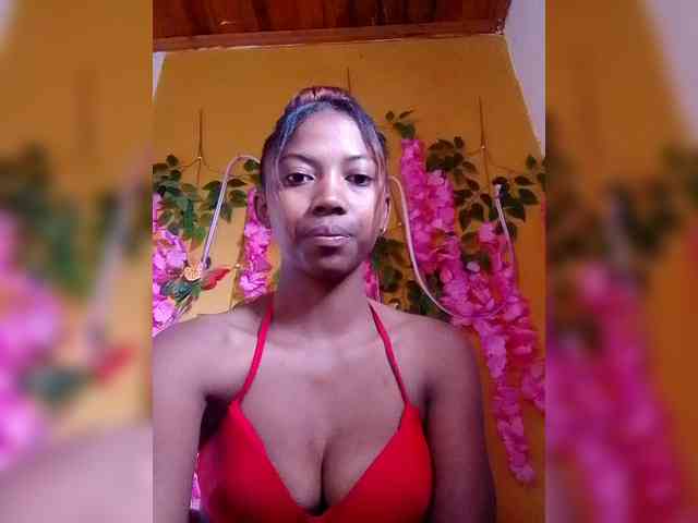 Sahsahsexy webcam