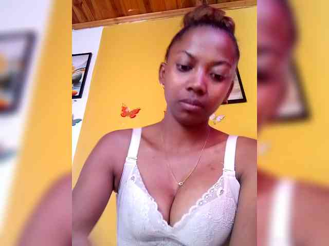 Sahsahsexy's cam show statistics and live stream