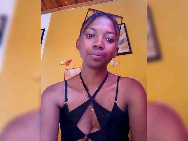 Sahsahsexy webcam